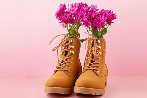 Image : Chaussures et fleurs